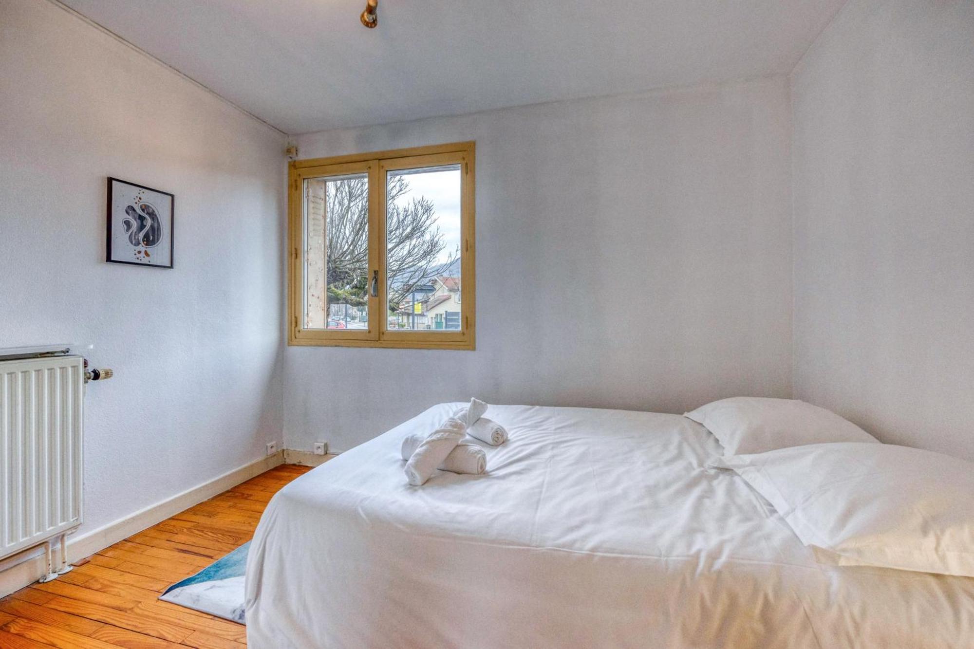 La Sainte Du Drac - 10 Personnes Villa Champ-sur-Drac ภายนอก รูปภาพ